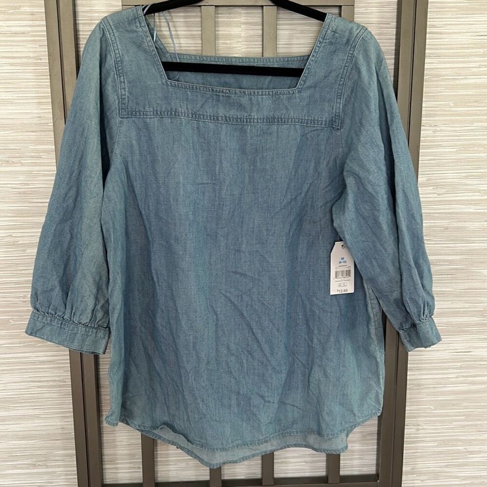 Time and Tru denim chambray lightweight three-quarter sleeve top size M blouse